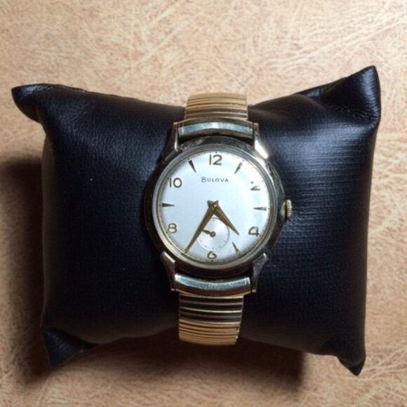 Bulova Vintage Gold Watch Automatic In Good Working Condition - Picture 4 of 15